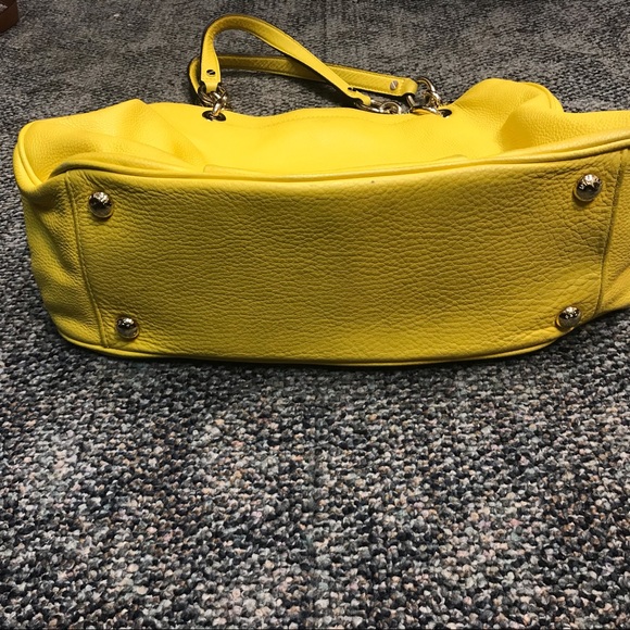 Handbag - Picture 3 of 4